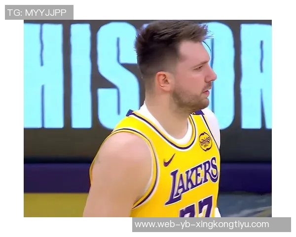 湖人半场落后76人7分东契奇贡献19分8篮板5助攻小里表现不佳仅得2分