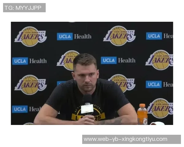 杨毅点评东契奇加盟湖人对詹姆斯地位的影响与老将发言权问题 杨毅点评东契奇加盟湖人对詹姆斯地位的影响与老将发言权问题